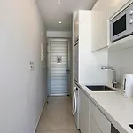Lägenhet Phaedrus Living - Seaside Luxury Flat Harbour 104