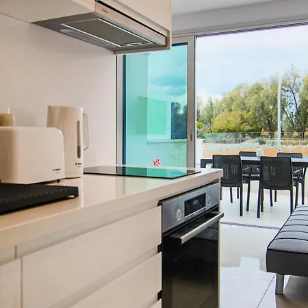 Apartment Phaedrus Living - Seaside Luxury Flat Harbour 104 Paphos