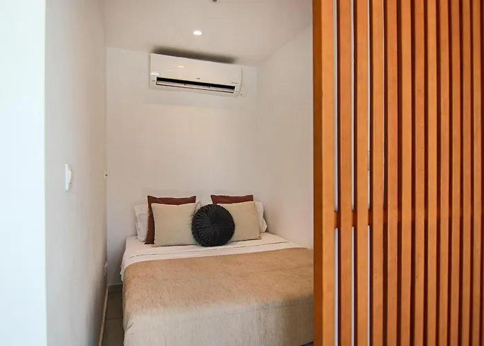 Phaedrus Living - Seaside Luxury Flat Harbour 104 Paphos